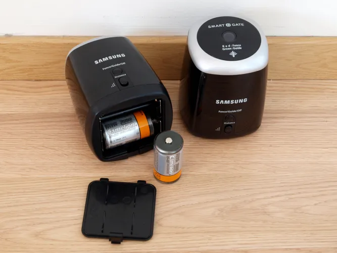 Samsung Navibot SR8855 két okos kapuval