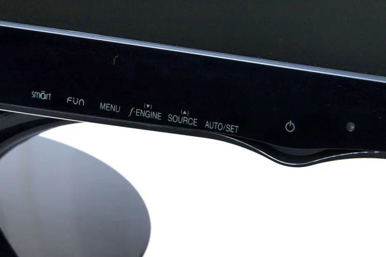 LG Flatron W2486L